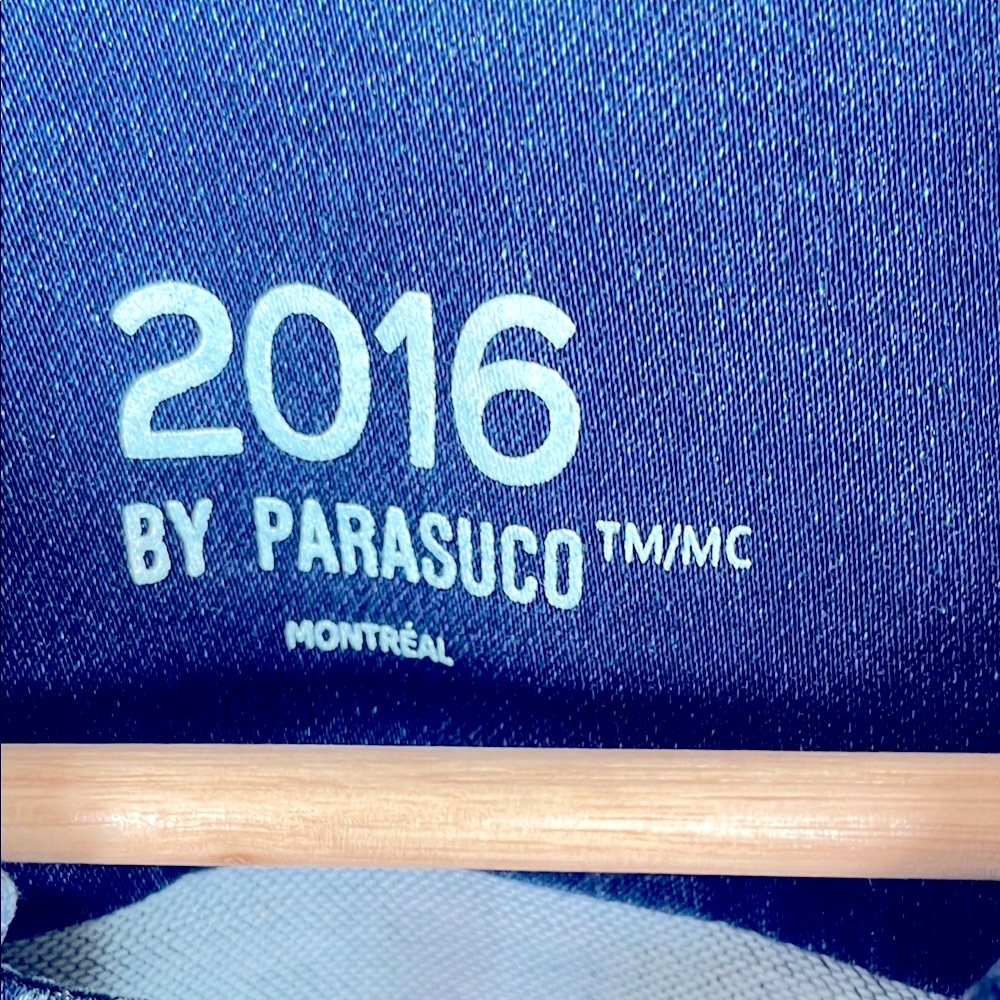 NWT 2016 by Parasuco Stretch Med-Dark Wash Cropped Denim Jacket Size L - Picture 4 of 8